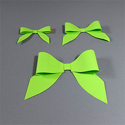 Papierschleifen hellgrün