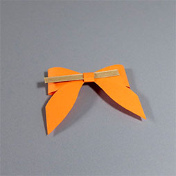 Papierschleifen orange