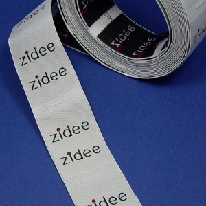 Gewebte Etiketten mit Logo - Edle Textiletiketten zum Einnähen