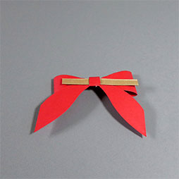 Papierschleifen rot